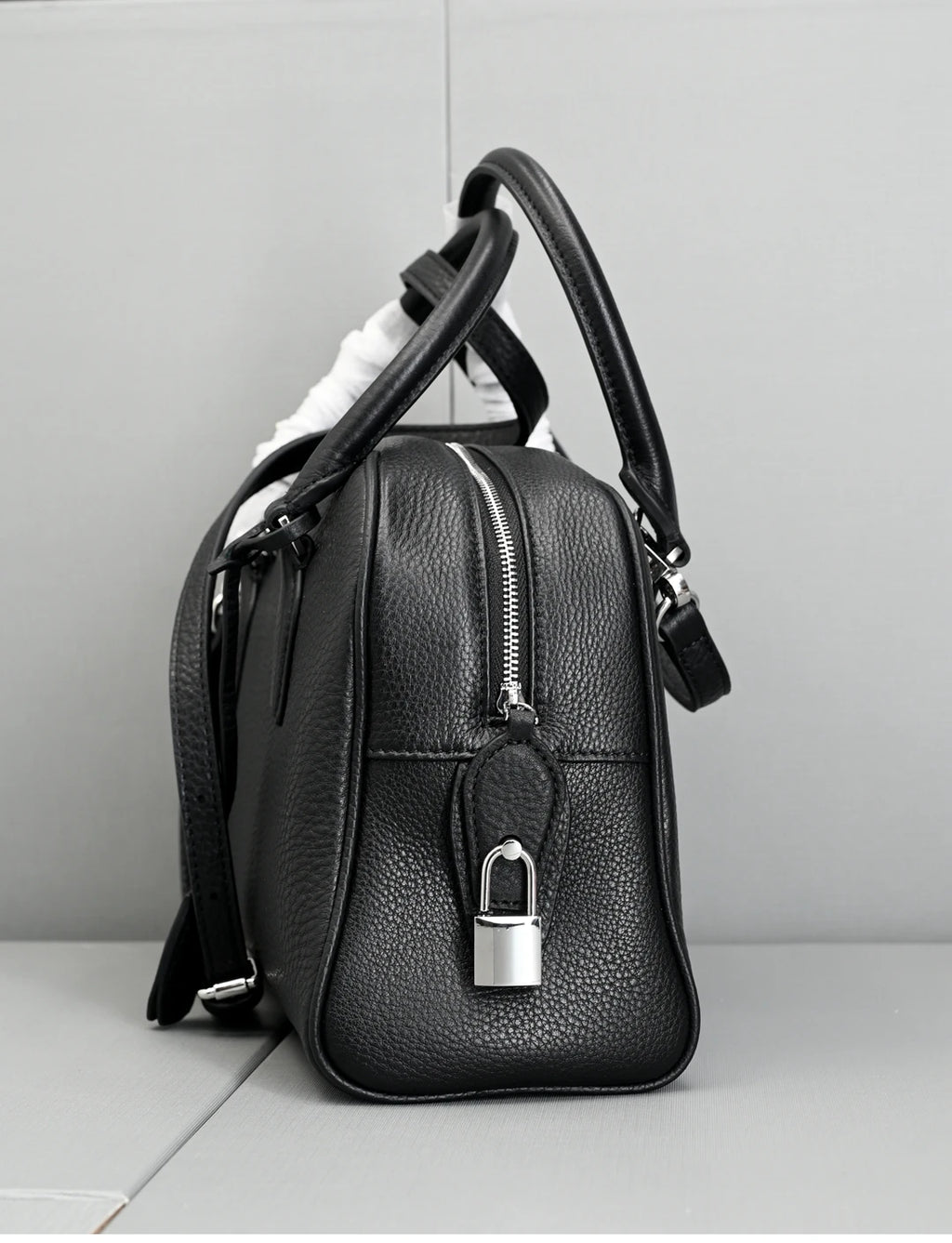 26cm Genuine Leather Handbag With Top Layer Cowhide New Women Shoulder Crossbody Bag Versatile Commuting Soft Texture