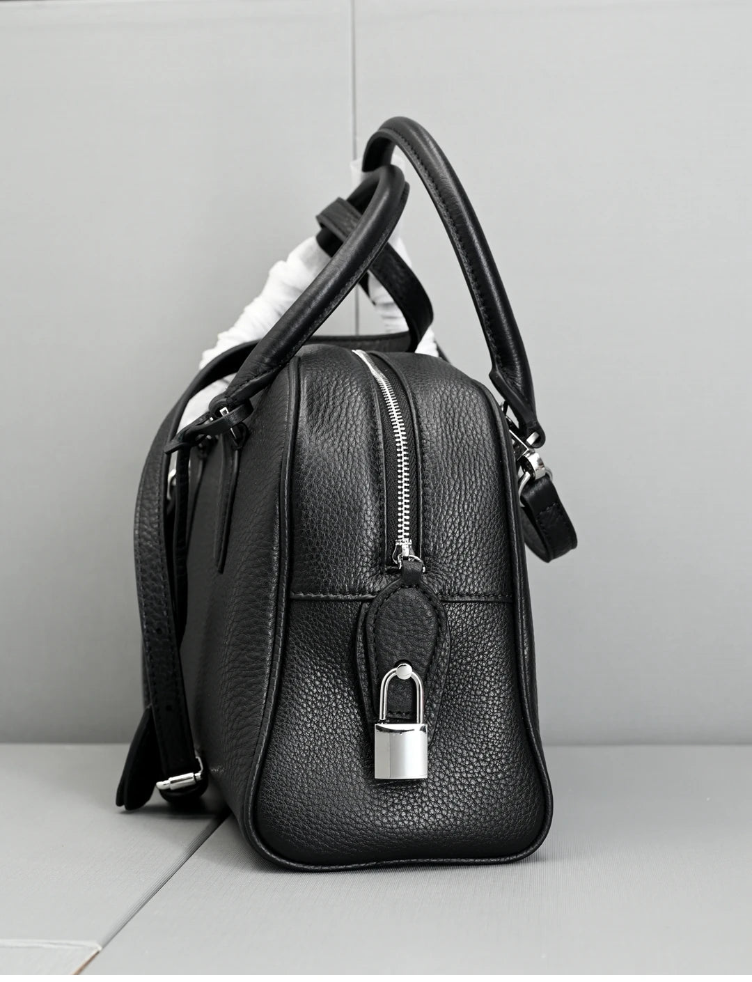 26cm Genuine Leather Handbag With Top Layer Cowhide New Women Shoulder Crossbody Bag Versatile Commuting Soft Texture